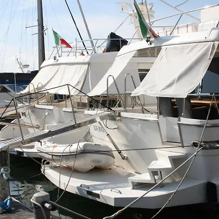 Bådhotel Motor Yacht Isa Mar