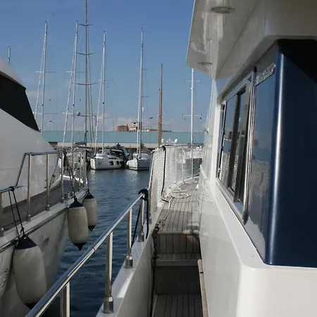 Motor Yacht Isa Mar * Cagliari